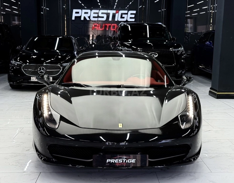 2013 Ferrari 458 Spider, 4.5L, 7000km - Image 1