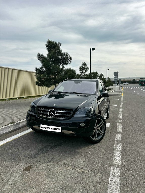 2007 Mercedes ML 350 4MATIC, 3.5L, 220000km - Image 1