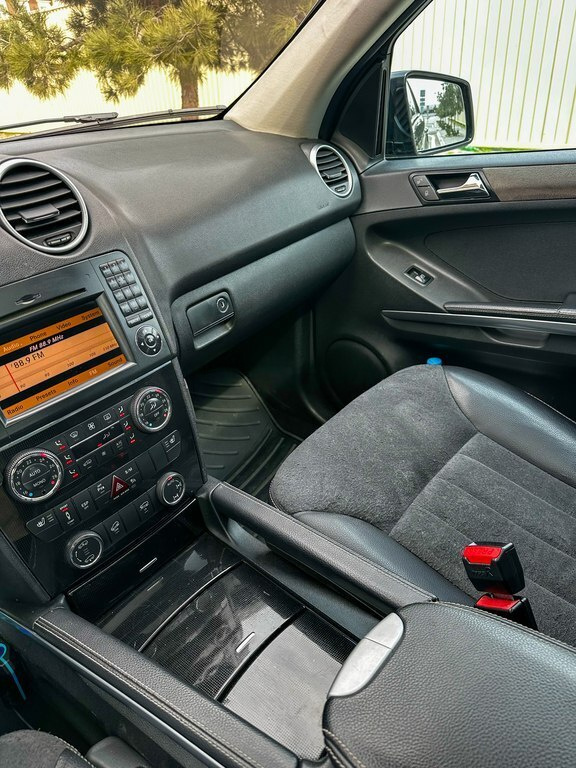 2007 Mercedes ML 350 4MATIC, 3.5L, 220000km - Image 7