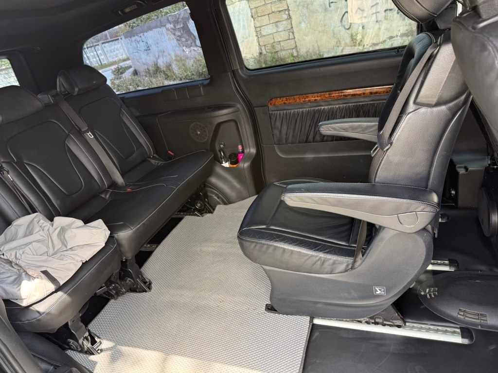 2004 Mercedes Viano, 2.1L, 580000km - Image 13