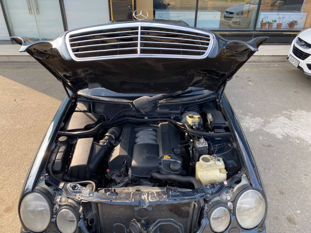1999 Mercedes E 240, 2.6L, 434935km - Image 15