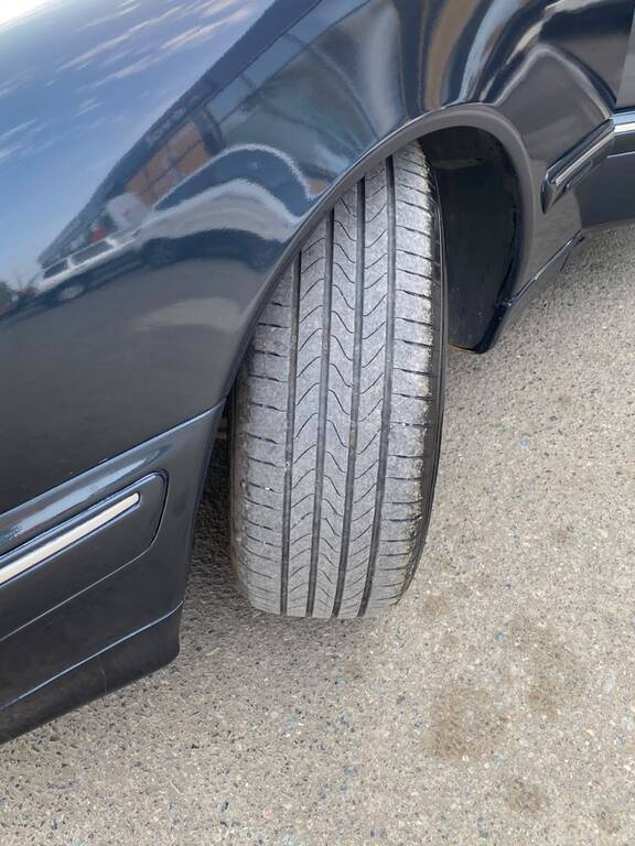 1999 Mercedes E 240, 2.6L, 434935km - Image 8
