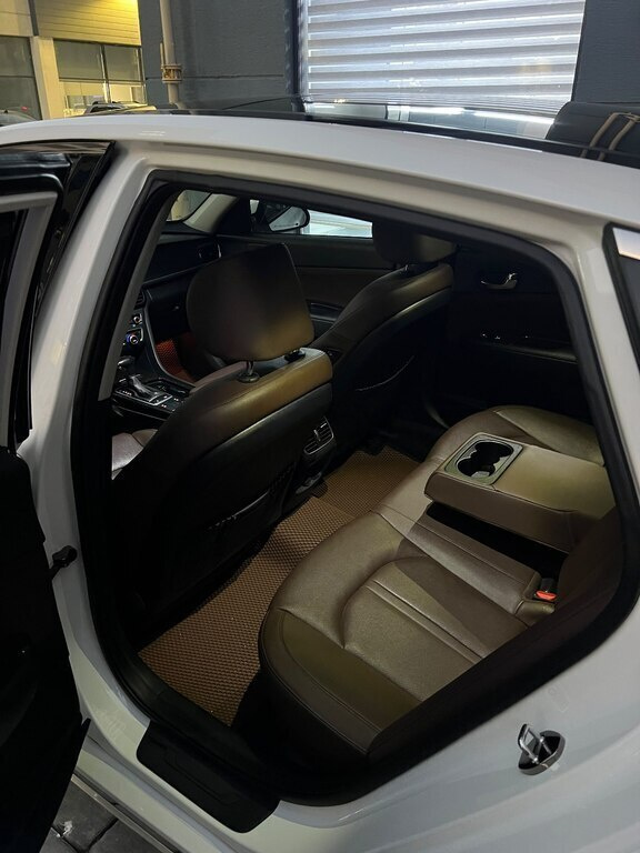 2018 Kia K5, 2.0L, 123800km - Image 15