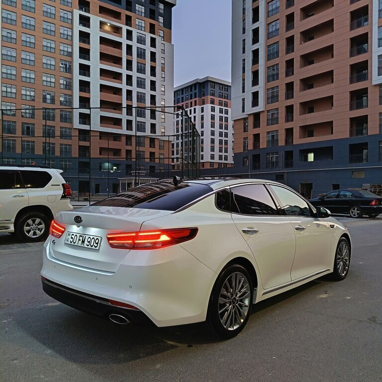 2018 Kia K5, 2.0L, 123800km - Image 21