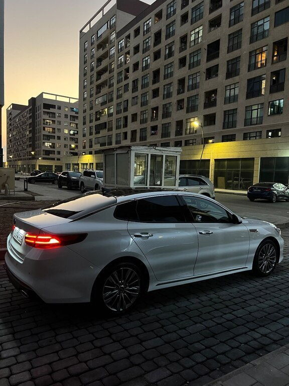 2018 Kia K5, 2.0L, 123800km - Image 5