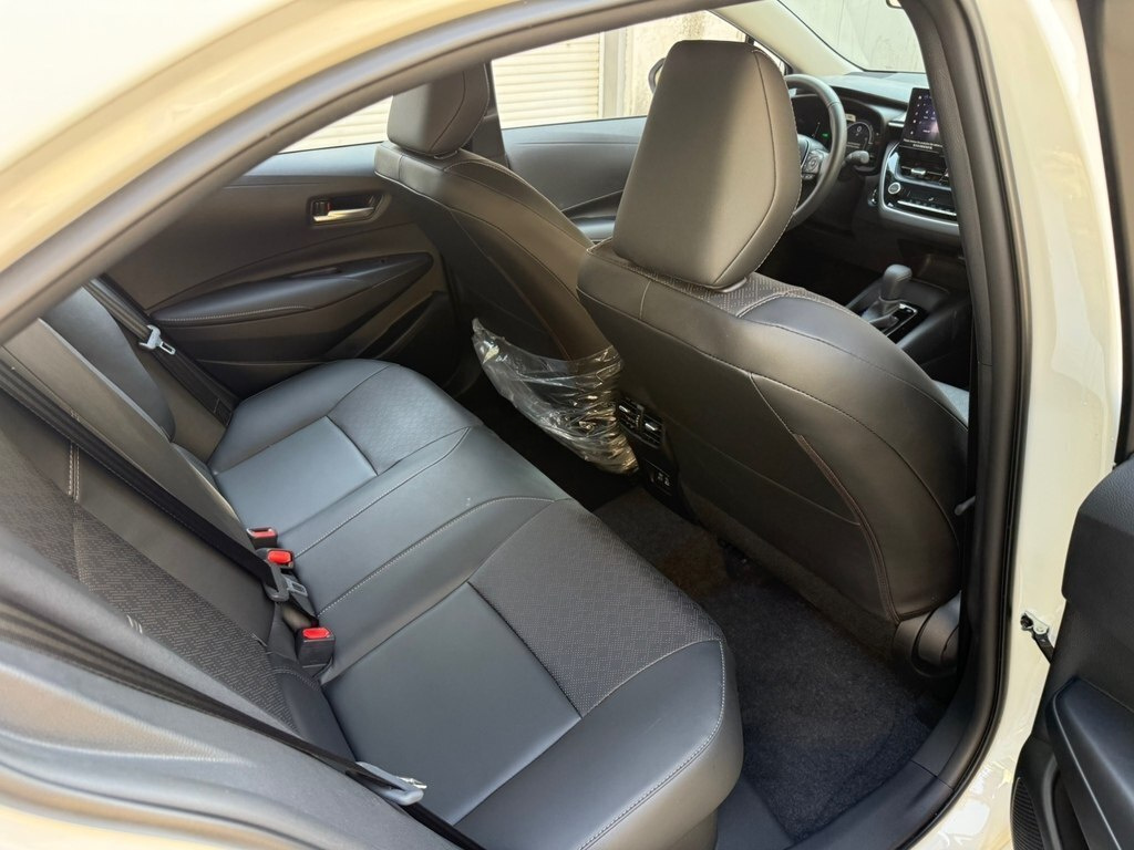 2025 Toyota Corolla, 1.8L, 0km - Image 4