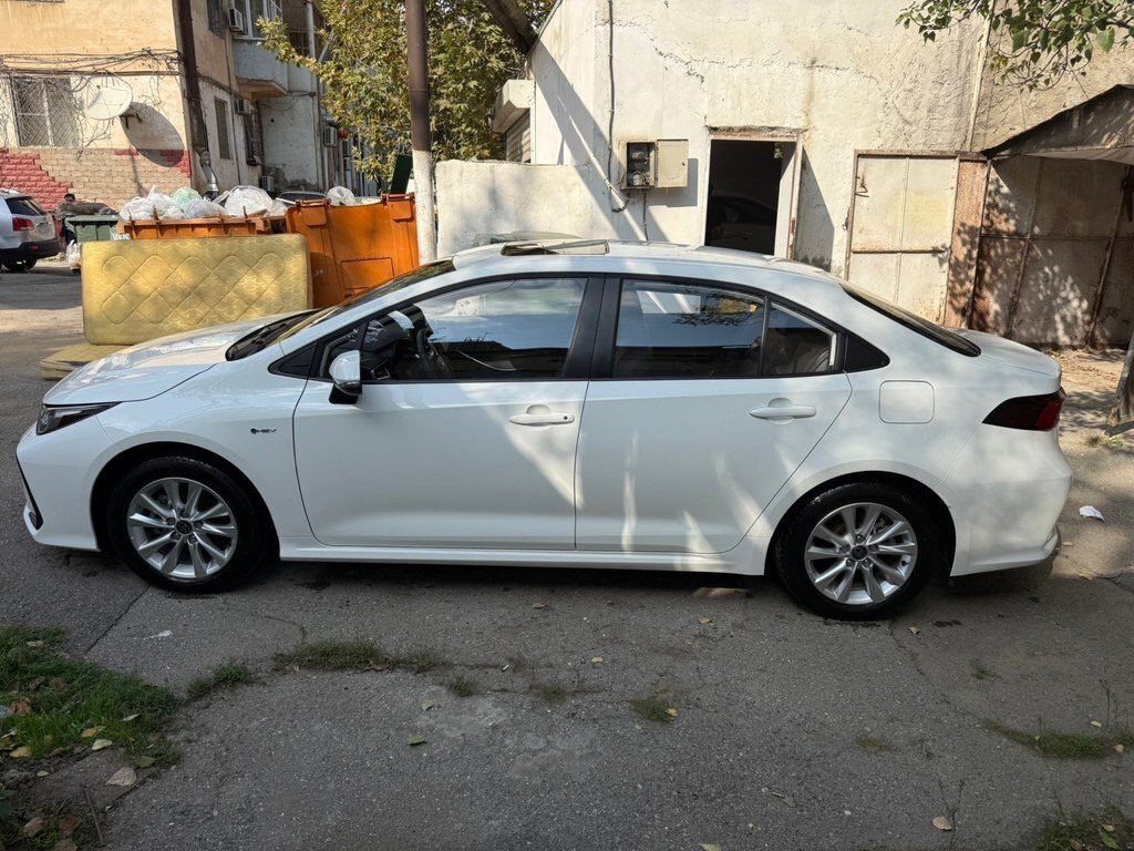 2025 Toyota Corolla, 1.8L, 0km - Image 8
