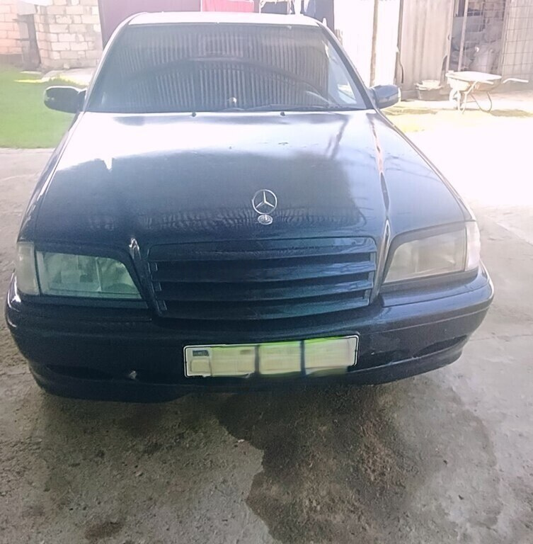 1997 Mercedes C 180, 1.8L, 458893km - Image 1
