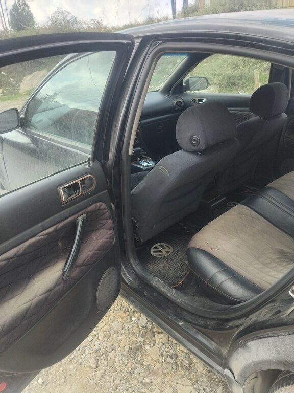 1999 Volkswagen Passat, 1.8L, 205000km - Image 2