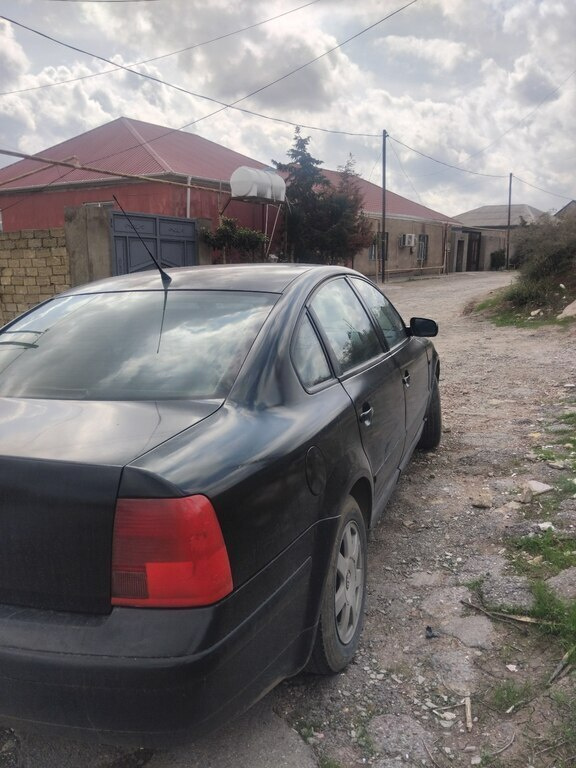 1999 Volkswagen Passat, 1.8L, 205000km - Image 10