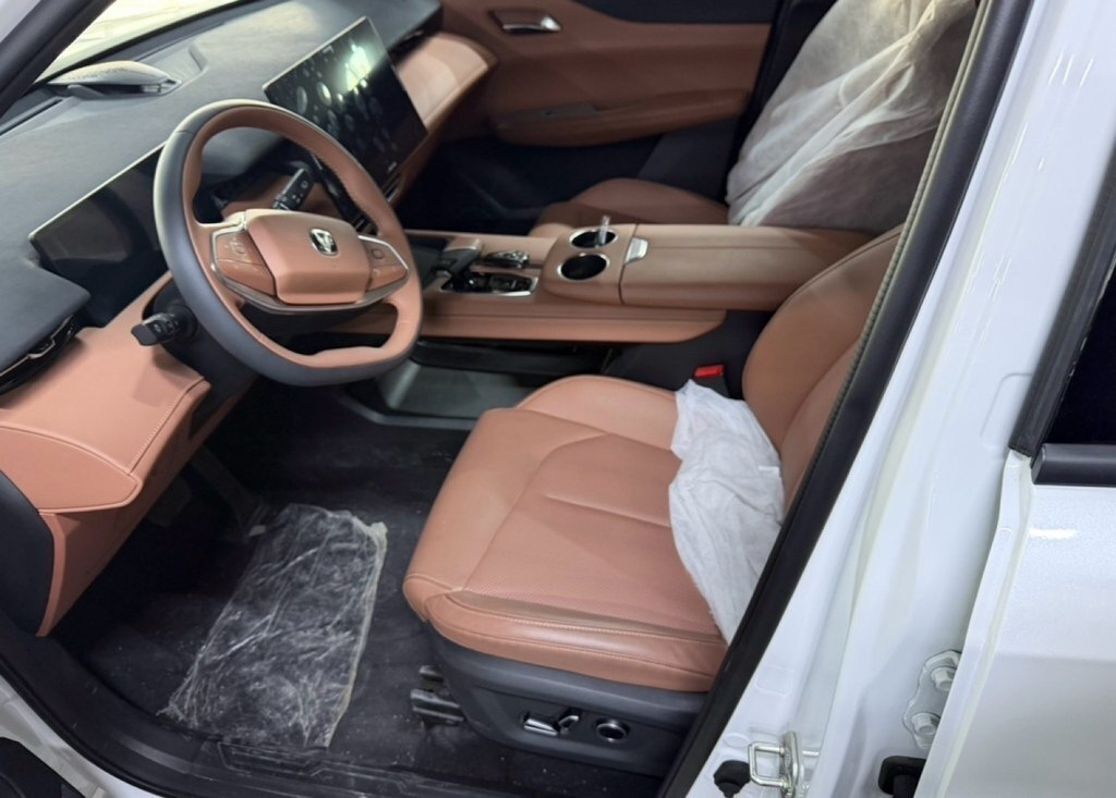 2025 Changan Uni-Z, 1.5L, 0km - Image 4