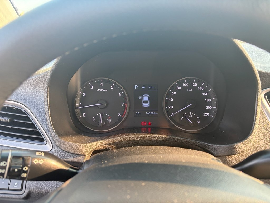 2018 Hyundai Accent, 1.4L, 165000km - Image 11