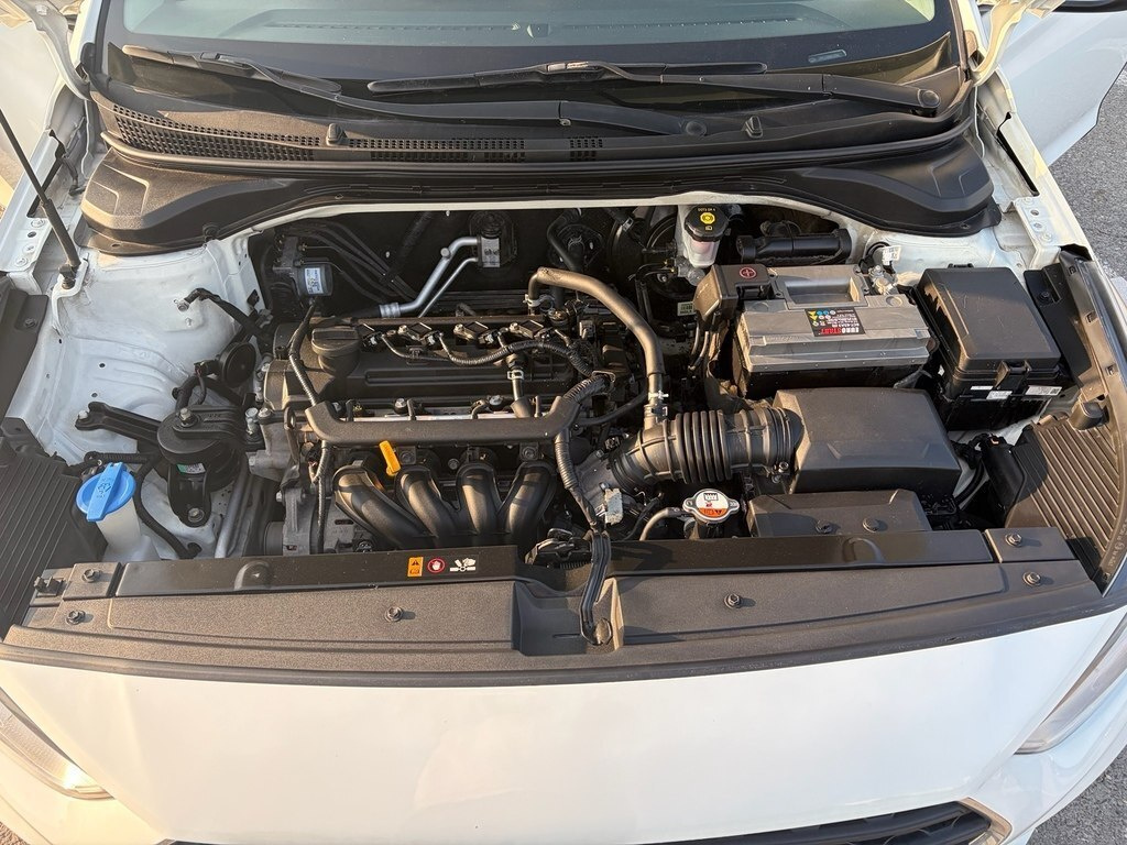 2018 Hyundai Accent, 1.4L, 165000km - Image 13