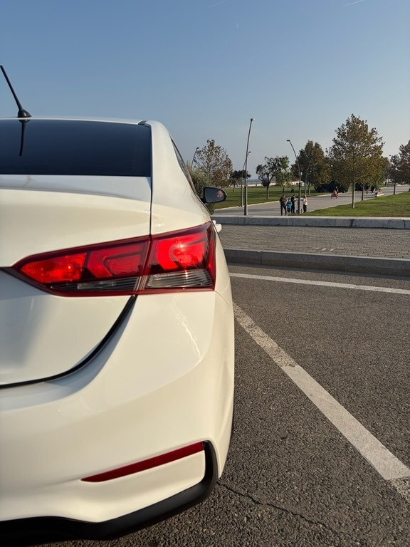 2018 Hyundai Accent, 1.4L, 165000km - Image 17