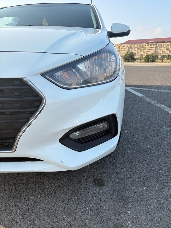 2018 Hyundai Accent, 1.4L, 165000km - Image 19