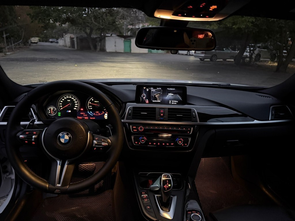 2016 BMW 328, 2.0L, 145268km - Image 14