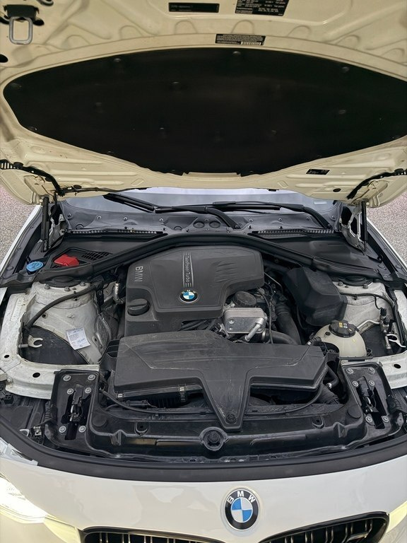2016 BMW 328, 2.0L, 145268km - Image 15