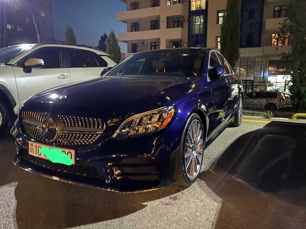 2020 Mercedes C 300, 2.0L, 72000km - Image 1