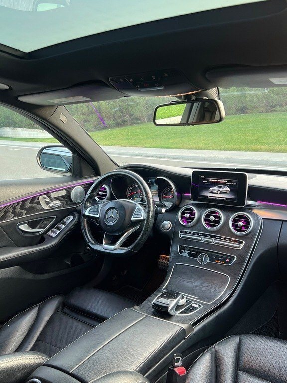 2015 Mercedes C 300, 2.0L, 159000km - Image 4