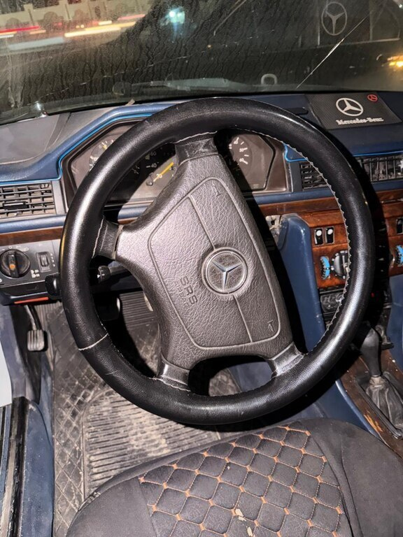 1991 Mercedes 200 D, 2.3L, 768389km - Image 4