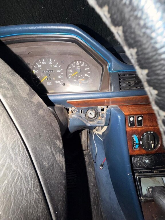 1991 Mercedes 200 D, 2.3L, 768389km - Image 6