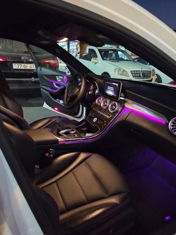 2015 Mercedes C 300, 2.0L, 224000km - Image 4