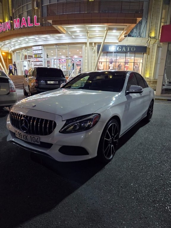 2015 Mercedes C 300, 2.0L, 224000km - Image 6
