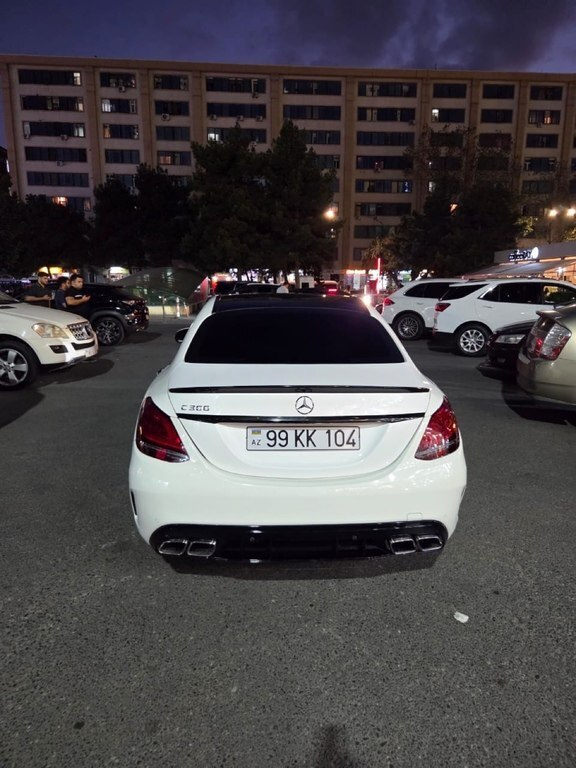 2015 Mercedes C 300, 2.0L, 224000km - Image 8