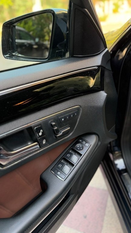2014 Mercedes E 220, 2.1L, 223500km - Image 10