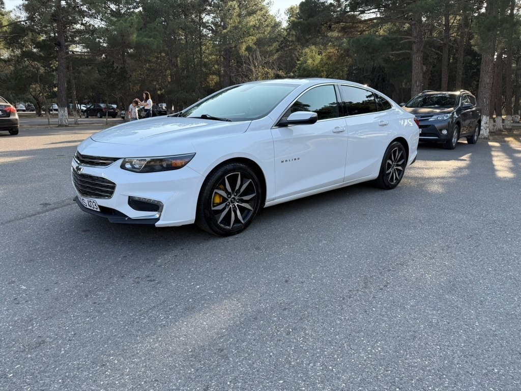 2017 Chevrolet Malibu, 1.5L, 278745km - Image 2
