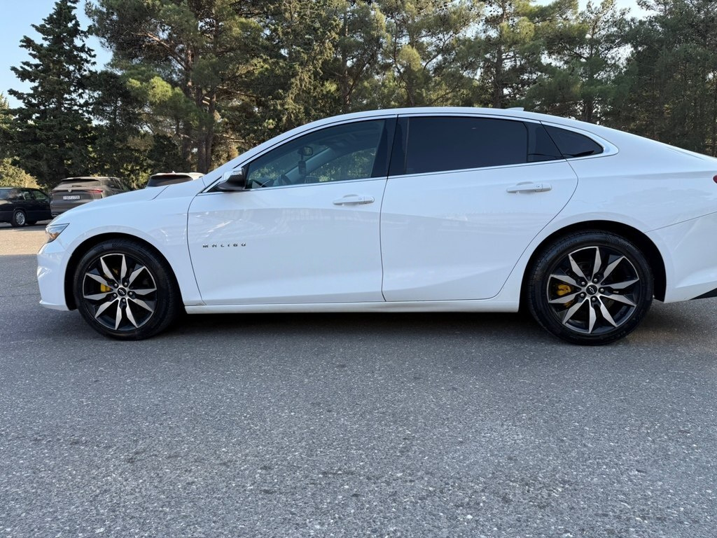 2017 Chevrolet Malibu, 1.5L, 278745km - Image 4