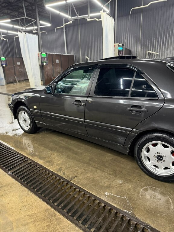 1994 Mercedes C 180, 1.8L, 292793km - Image 17