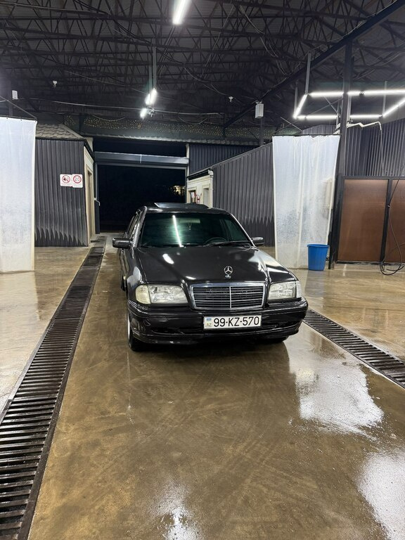1994 Mercedes C 180, 1.8L, 292793km - Image 9