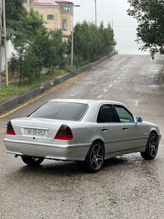1998 Mercedes C 180, 1.8L, 510000km - Image 5