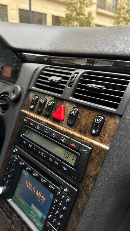2000 Mercedes E 240, 2.6L, 220000km - Image 12