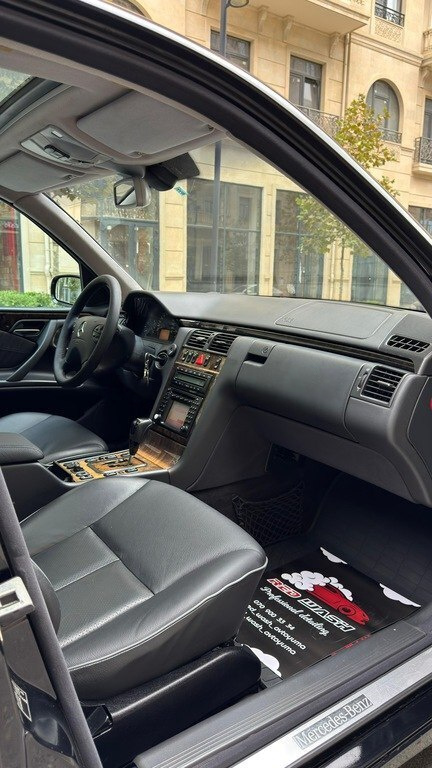 2000 Mercedes E 240, 2.6L, 220000km - Image 18