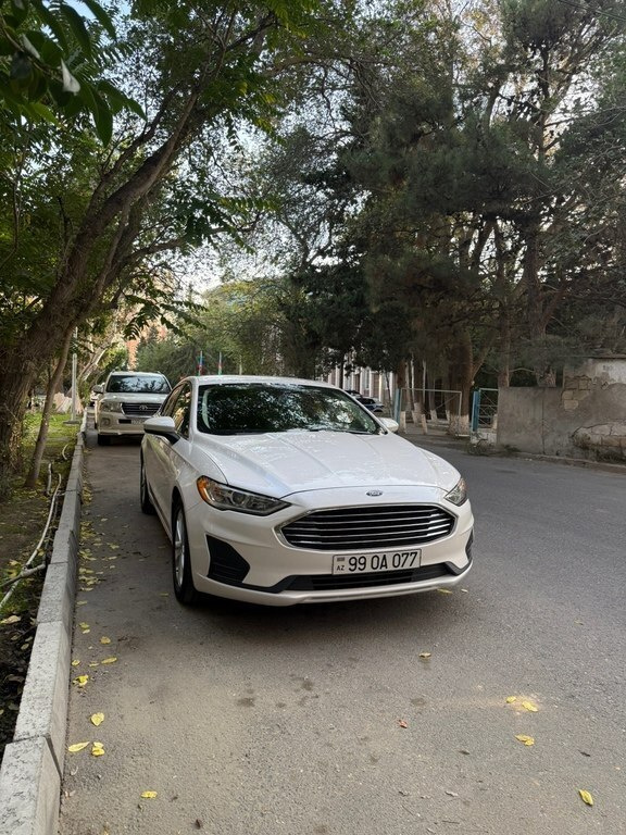 2019 Ford Fusion (North America), 1.5L, 68000km - Image 3
