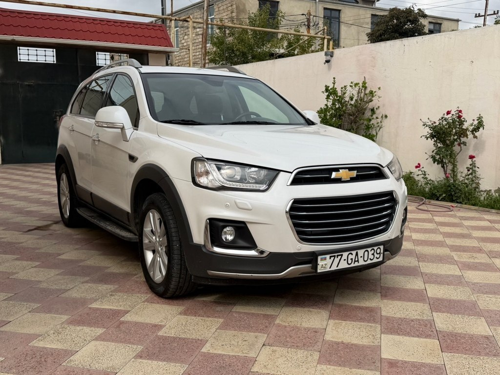 2018 Chevrolet Captiva, 2.2L, 195000km - Image 1