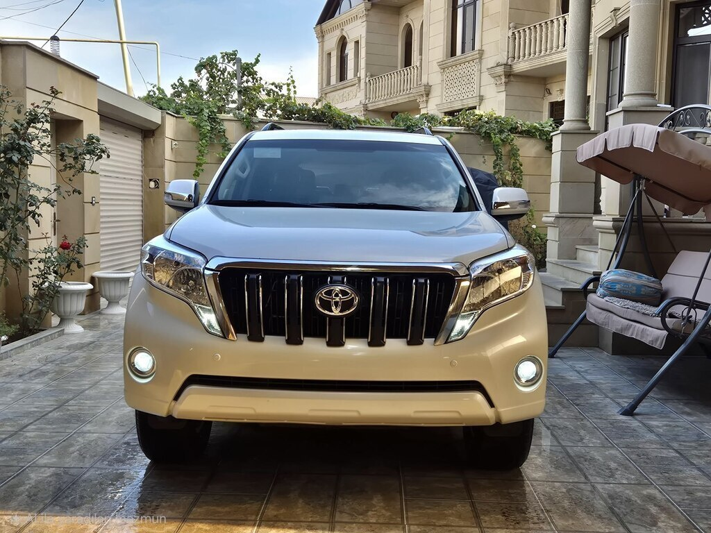 2017 Toyota Land Cruiser Prado, 3.0L, 140000km - Image 7