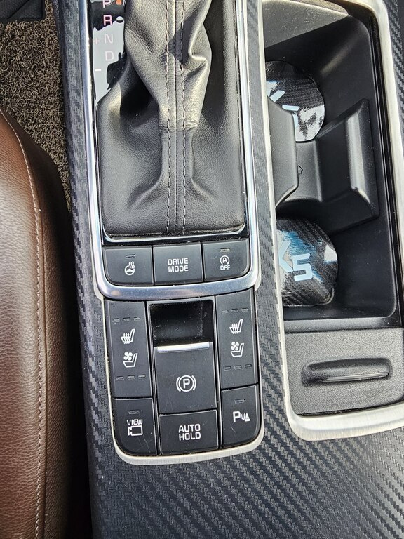 2017 Kia K5, 1.7L, 157500km - Image 11