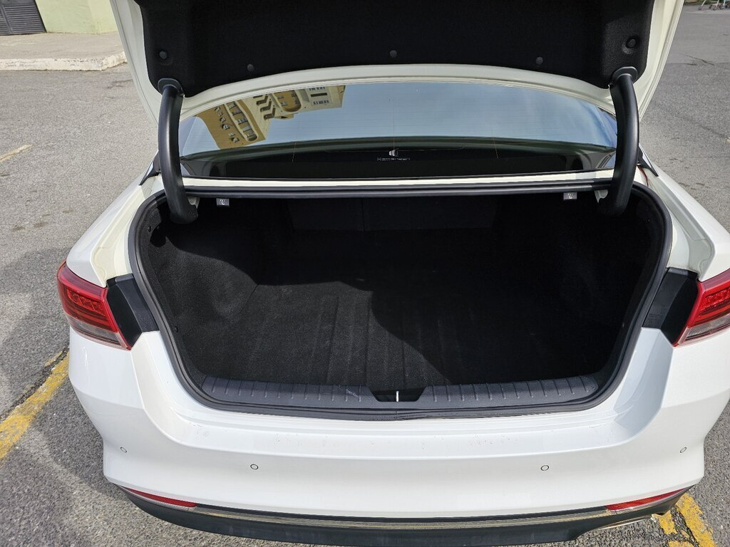 2017 Kia K5, 1.7L, 157500km - Image 16