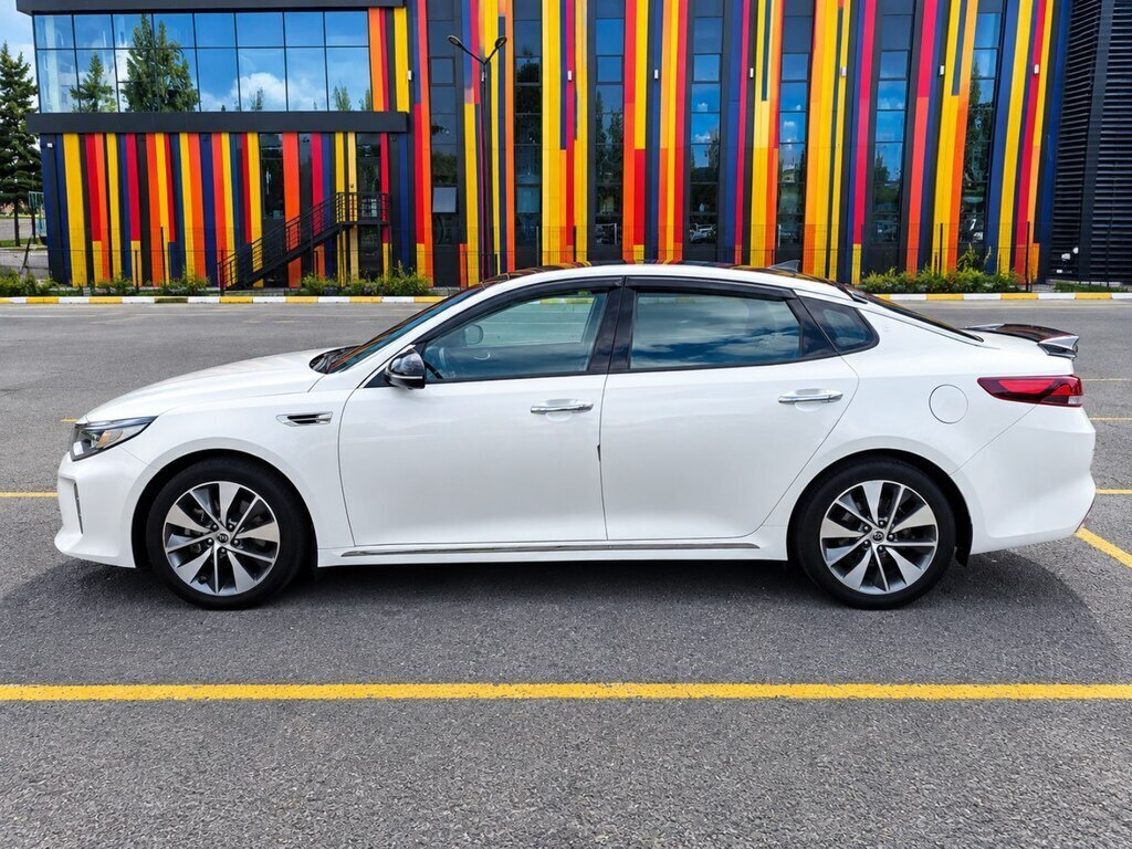 2017 Kia K5, 1.7L, 157500km - Image 6