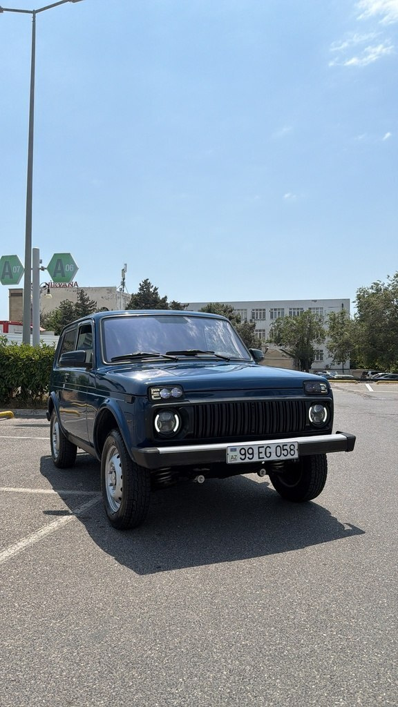 2014 LADA (VAZ) Niva, 1.7L, 197325km - Image 1