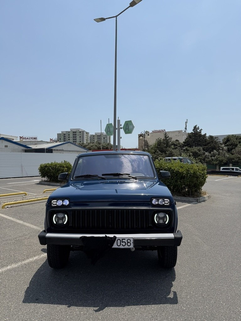 2014 LADA (VAZ) Niva, 1.7L, 197325km - Image 3
