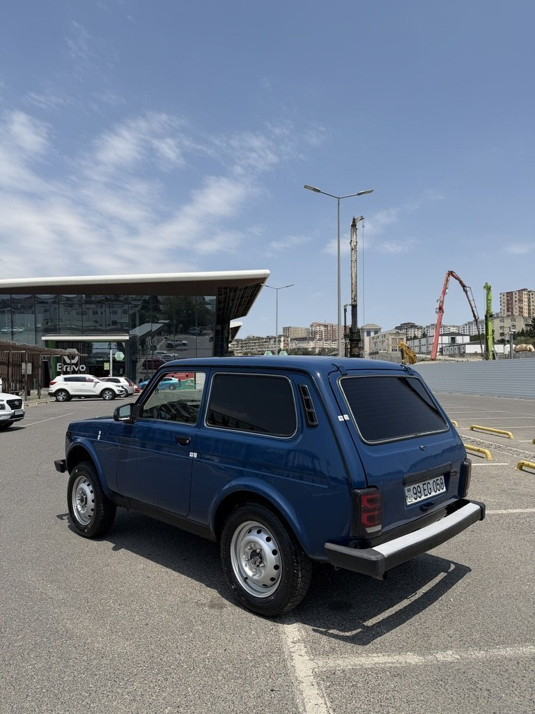 2014 LADA (VAZ) Niva, 1.7L, 197325km - Image 10