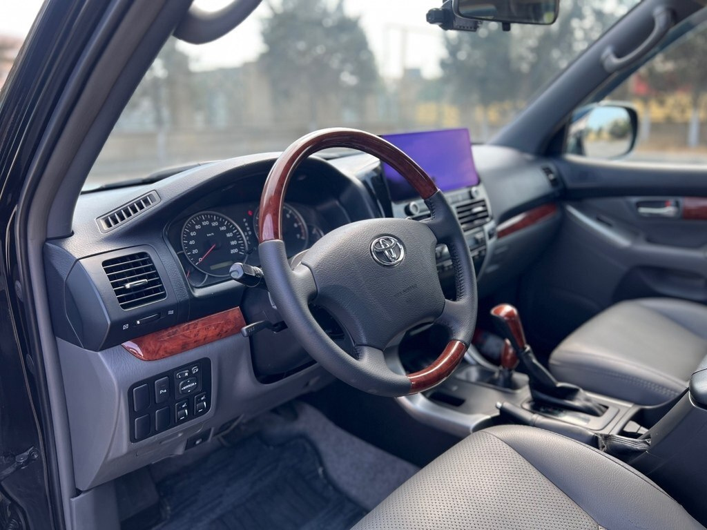 2008 Toyota Land Cruiser Prado, 2.7L, 265000km - Image 14