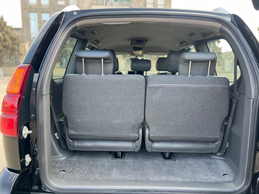 2008 Toyota Land Cruiser Prado, 2.7L, 265000km - Image 18