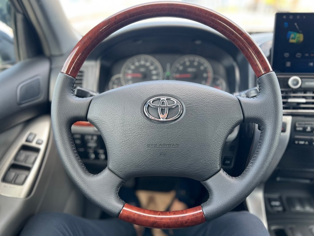 2008 Toyota Land Cruiser Prado, 2.7L, 265000km - Image 7