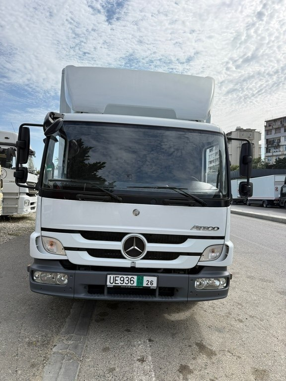 2008 Mercedes Atego 818, 4.3L, 353731km - Image 1