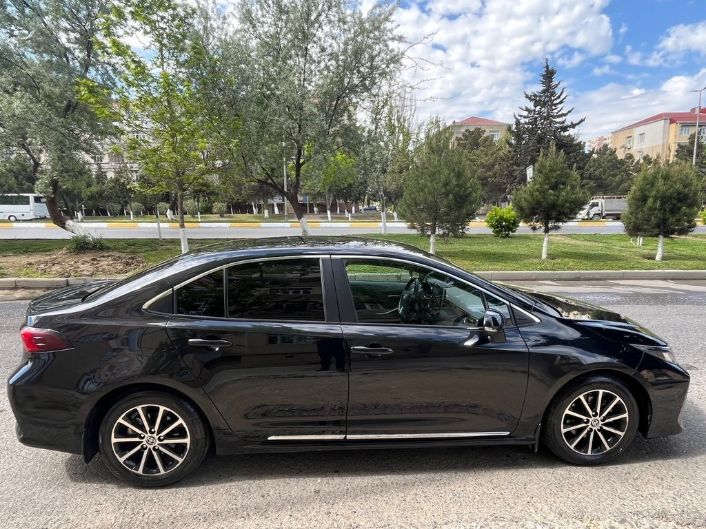 2021 Toyota Corolla, 1.6L, 119000km - Image 9